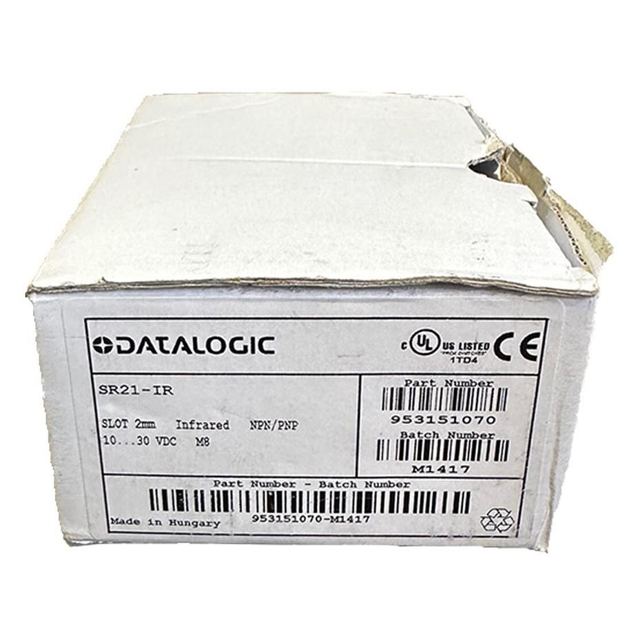 Used NEW DATALOGIC SR21-IR / SR21IR INFRARED SLOT SENSOR 2mm NPN/PNP 10-30V 953151070
