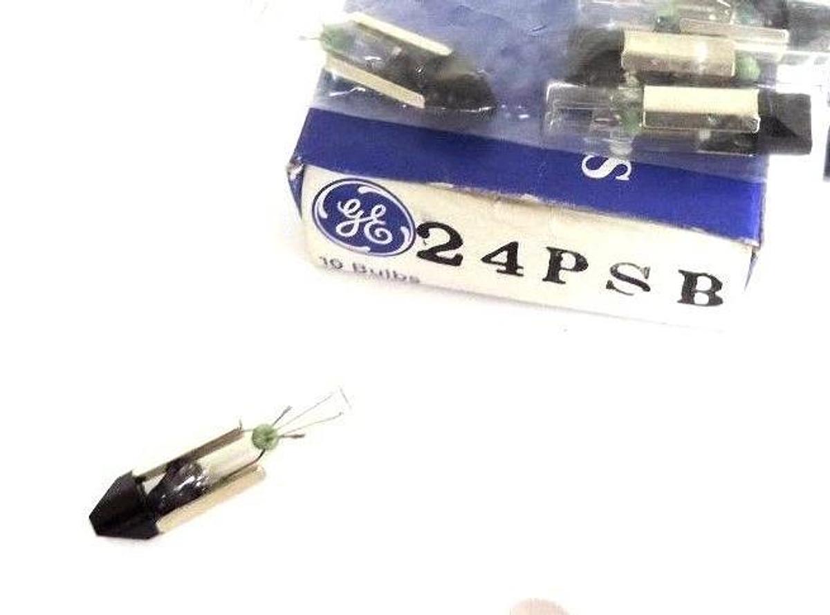 LOT OF 6 NEW GENERAL ELECTRIC 24PSB MINIATURE LAMPS 24V, 1.75W
