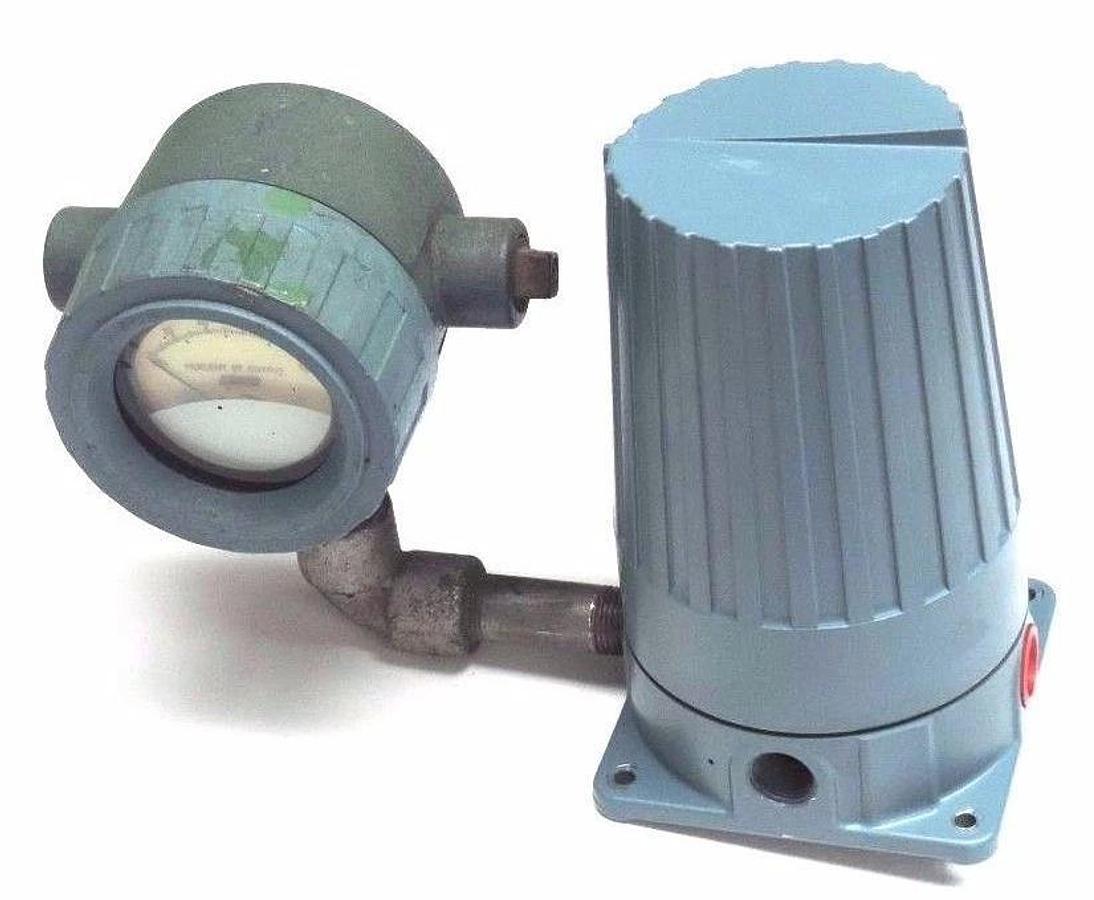 Used FOXBORO 893RA-PFSN000 TEMPERATURE TRANSMITTER W/ PN143TR PERCENT OUTPUT GAUGE