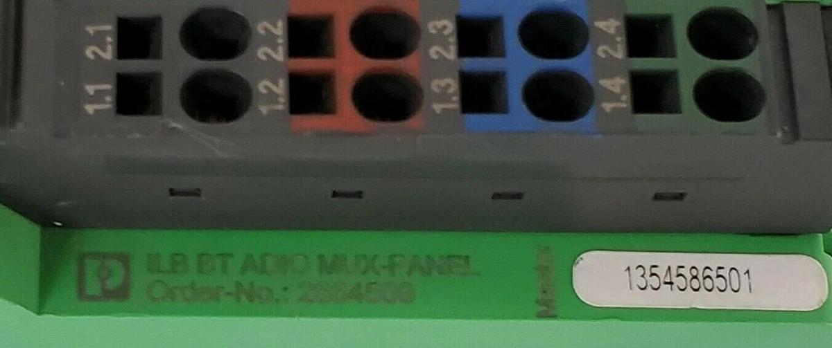 Used PHOENIX CONTACT ILB BT ADIO MUX-PANEL ORDER-NO. 2884509 HW/FW: 01/1.30 I/O BLOCK