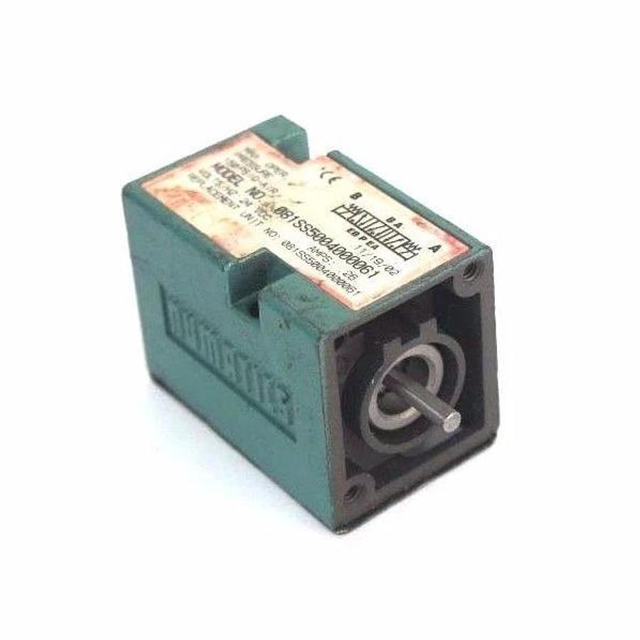 Used NUMATICS 081SS5004000061 SOLENOID VALVE 150PSIG-AIR, 24VDC (INCOMPLETE)