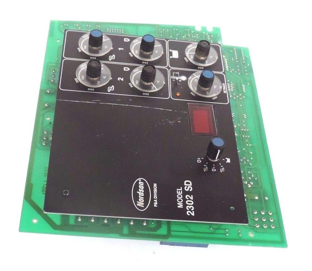 Used NORDSON MODEL 2302 SD DIGITAL READOUT W/ 276883B CONTROL BOARD BA96M04193