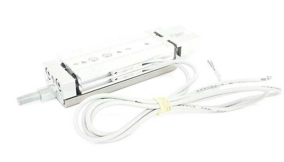 NEW SMC MXQ8CL-30ZB2-M9B CYLINDER, SLIDE TABLE, WITH AUTO SWITCH MXQ8CL30ZB2M9