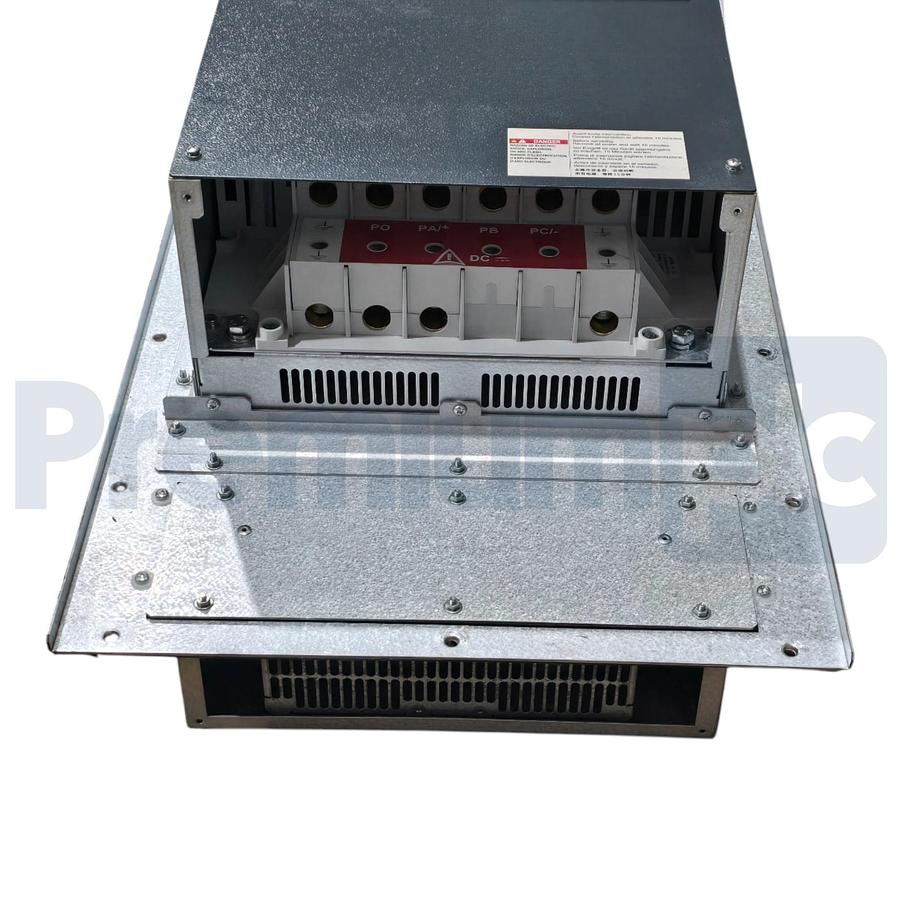 Used Schneider Electric ATV71HD75N4 Altivar 71 Variable Speed Drive 75kW/100HP 480V