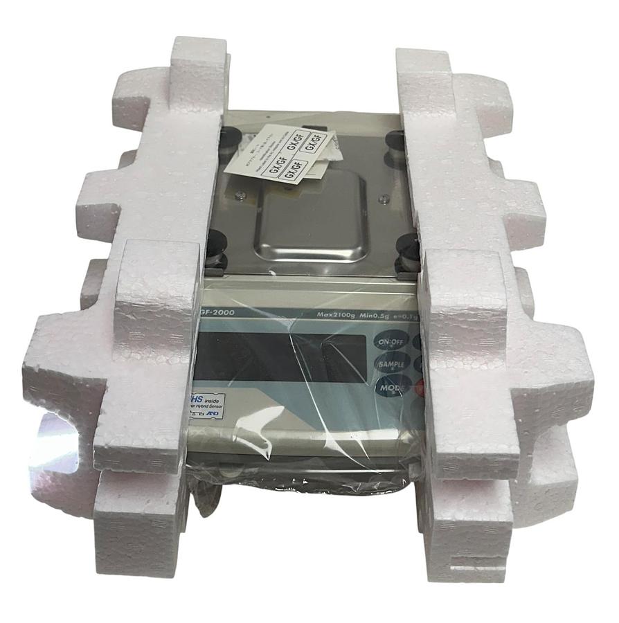 Used A&D COMPANY GF-2000 / GF2000 GF SERIES PRECISION BALANCE SCALE 2100g MAX NSMP