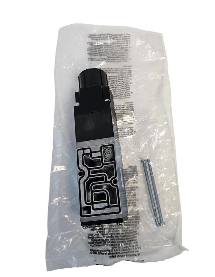 NIB MAC PR82A-GADA SANDWICH PRESSURE REGULATOR PR82AGADA