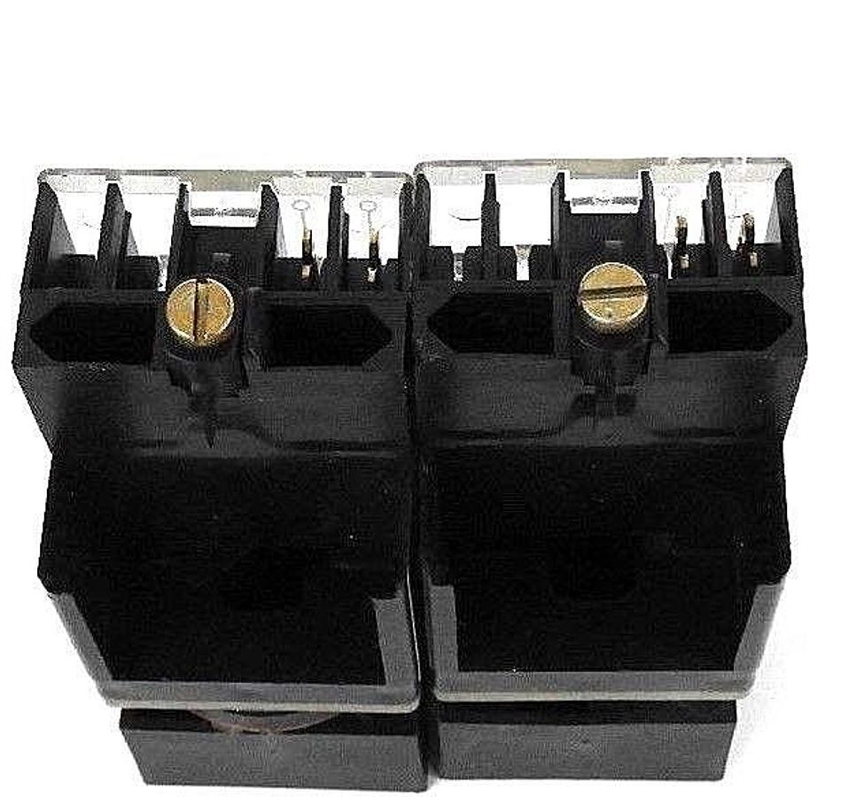 Used LOT OF 2 ALLEN BRADLEY 800MB-XO SER. A OPERATOR FOR PUSHBUTTON SWITCHES 800M-XD1