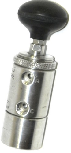 Used BWB CONTROLS INC 9.MSR PUSH TO CHARGE RELAY SN-2671
