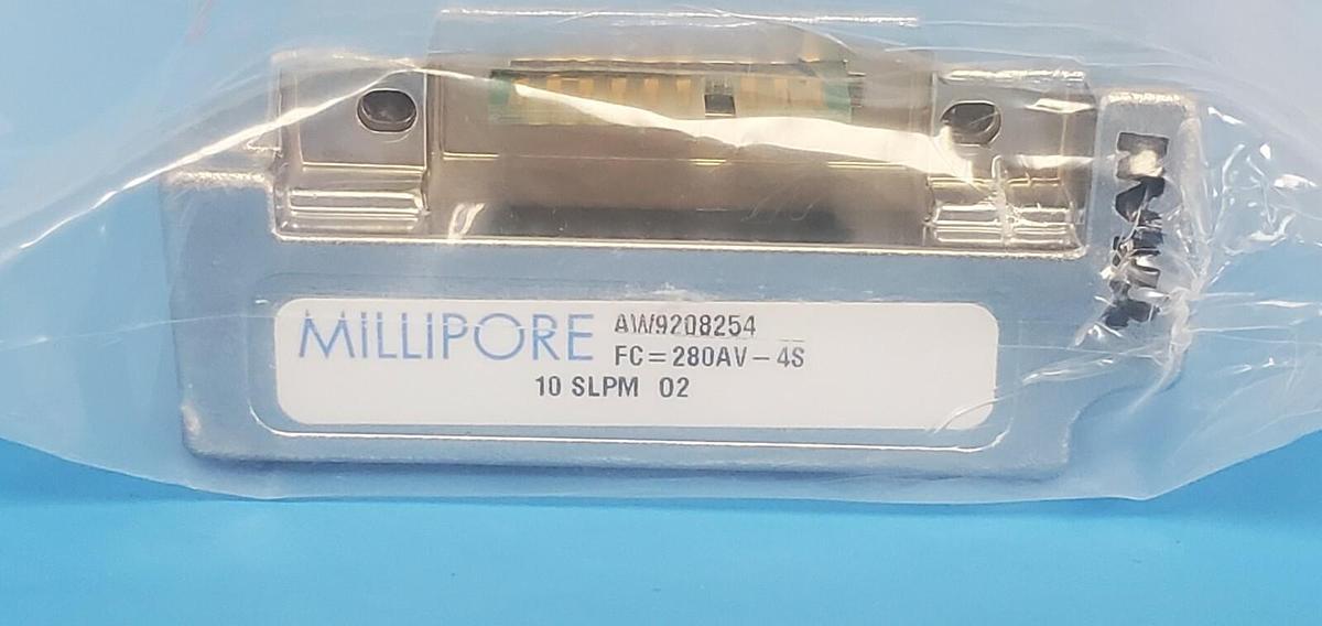 Used NEW TYLAN MILLIPORE FC-280AV-4S MASS FLOW CONTROLLER MODEL FC-280 10 SLPM 02