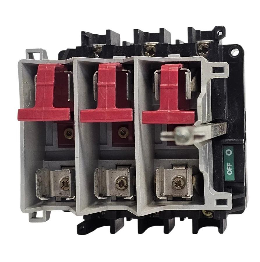 Used ALLEN BRADLEY 194R-NJ030P3 SER. B FUSED DISCONNECT SWITCH 194RNJ030P3 3-POLE