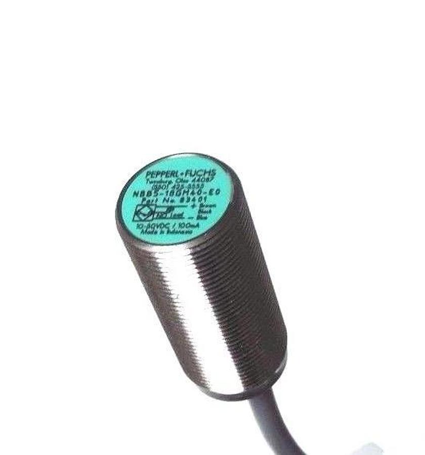 Used NEW PEPPERL & FUCHS P/N: 083401 INDUCTIVE SENSOR TYPE: NBB5-18GM40-E0