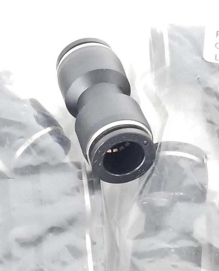 LOT OF 19 NEW PISCO PNEUMATICS PU-12 FITTINGS 12MM, STRAIGHT, PU12