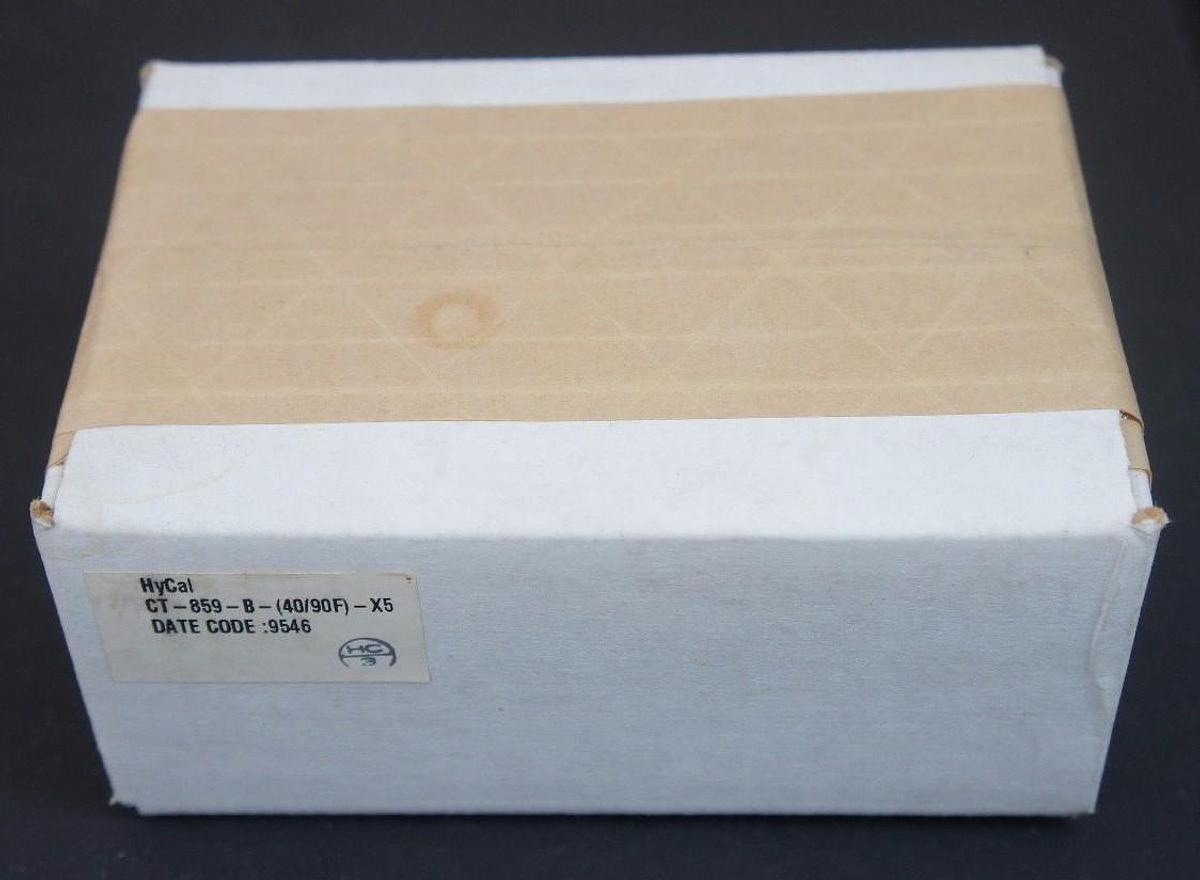 NEW SEALED HYCAL CT-859-B-(40/90F)-X5 TEMPERATURE TRANSMITTER CT-859-B-X5, CT859