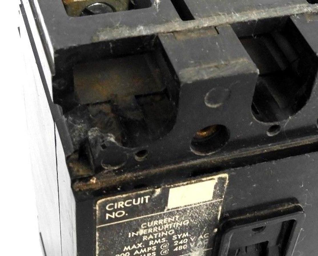 Used CUTLER HAMMER EHC3100 CIRCUIT BREAKER TYPE EHC, 100AMPS, 480V, 3P, LF-778