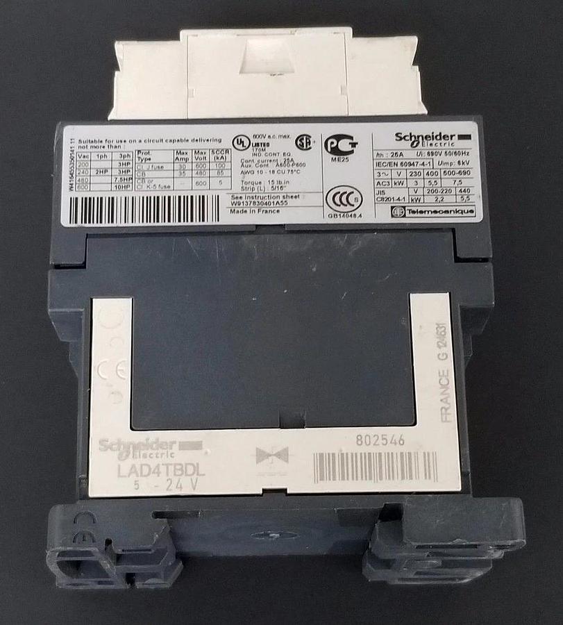 Used SCHNEIDER ELECTRIC LC1D12BD CONTACTOR 24VDC, LAD4TBDL
