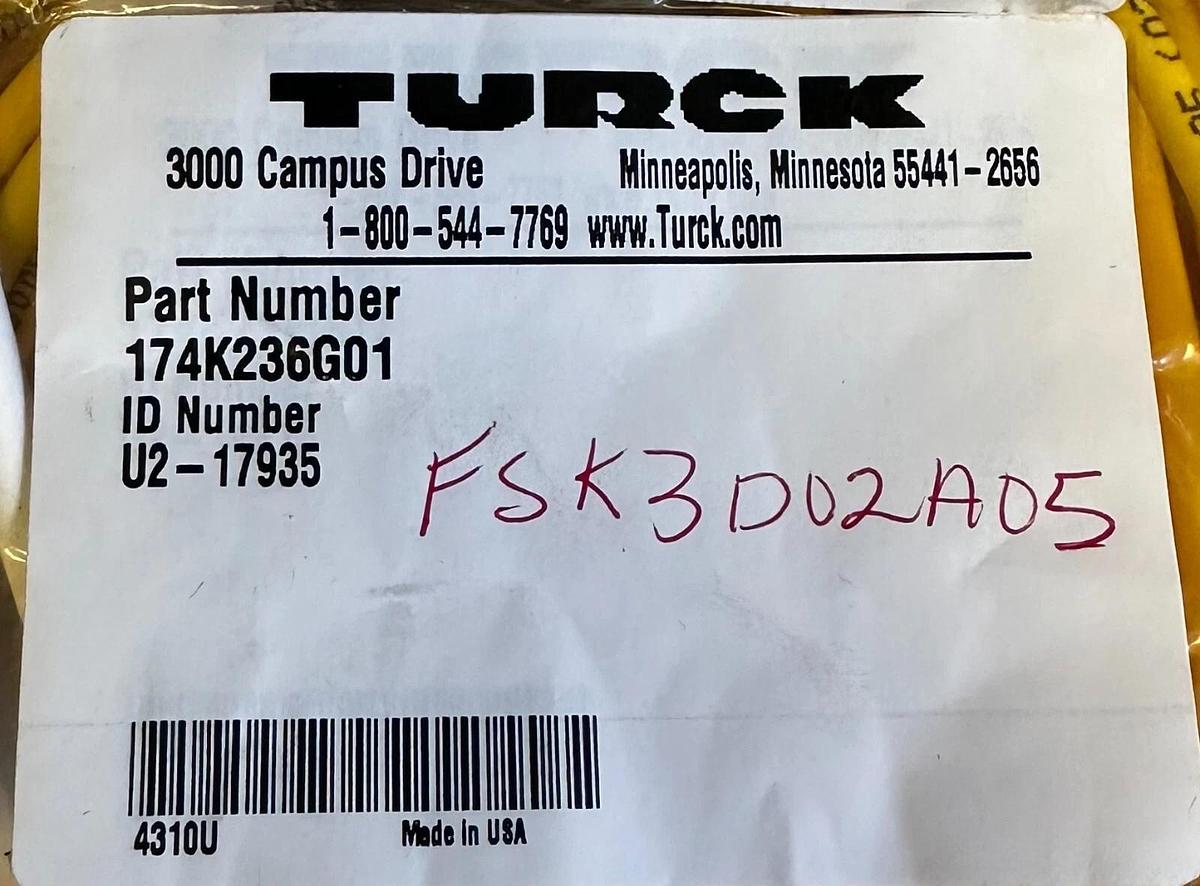 Used NEW TURCK U2-17935 / U217935 PHOTOCELL CORDSET 97942 174K236G01