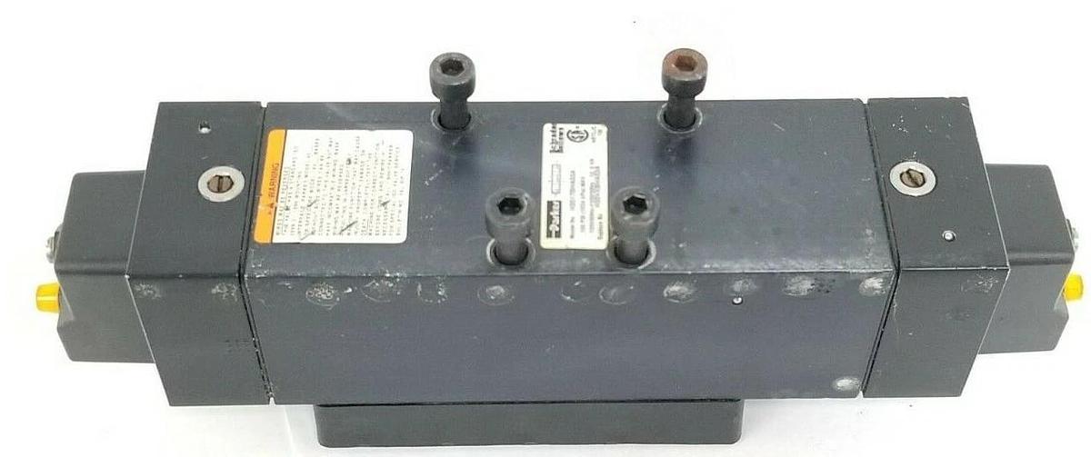 Used PARKER H3517BHA53A VALVE 150 PSI REPLACES H35VXBHA53A, 12.0 VA, K593-302 COILS