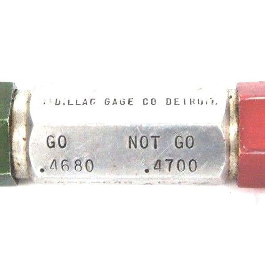 Used CADILLAC GAGE CO. GA-2-645 PLUG GAGE GO 0.4680MM NO GO 0.4700MM