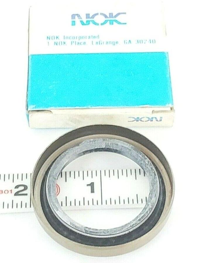 Used NEW NOK AD2005G1 OIL SEAL