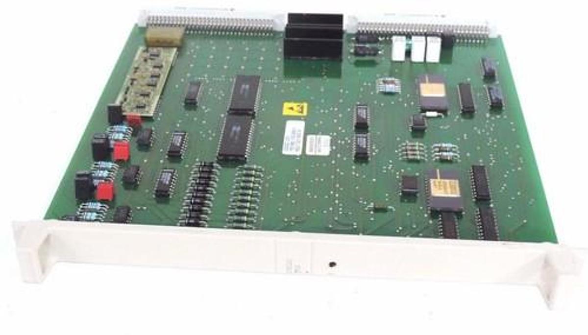 Used ABB DSQC 233 EXTERNAL AXIS BOARD DSQC233, YB 560 103-BS/1, 6821 021-603 A