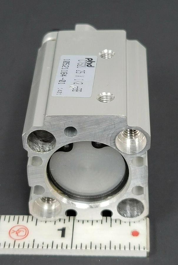 Used NEW PHD CTS2U25X1/2-BB PNEUMATIC CYLINDER 10521184-01