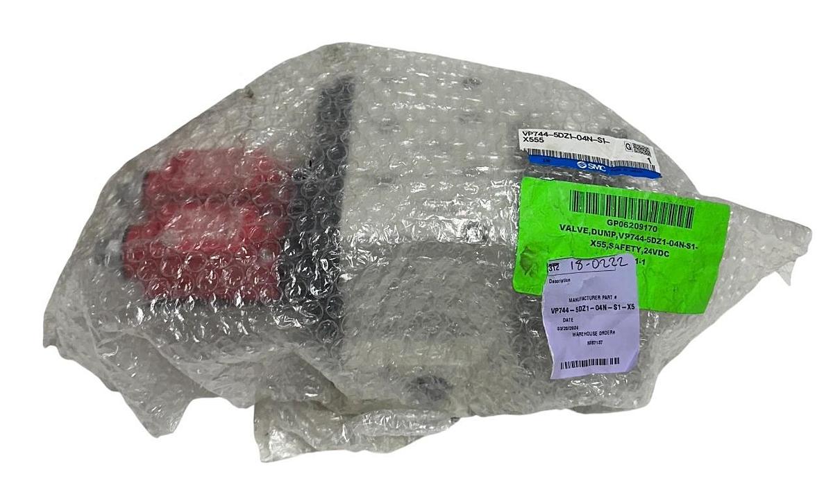 SMC VP744-5DZ1-04N-S1-X555 / VP7445DZ104NS1X555 SAFETY SOLENOID VALVE 24VDC NSMP