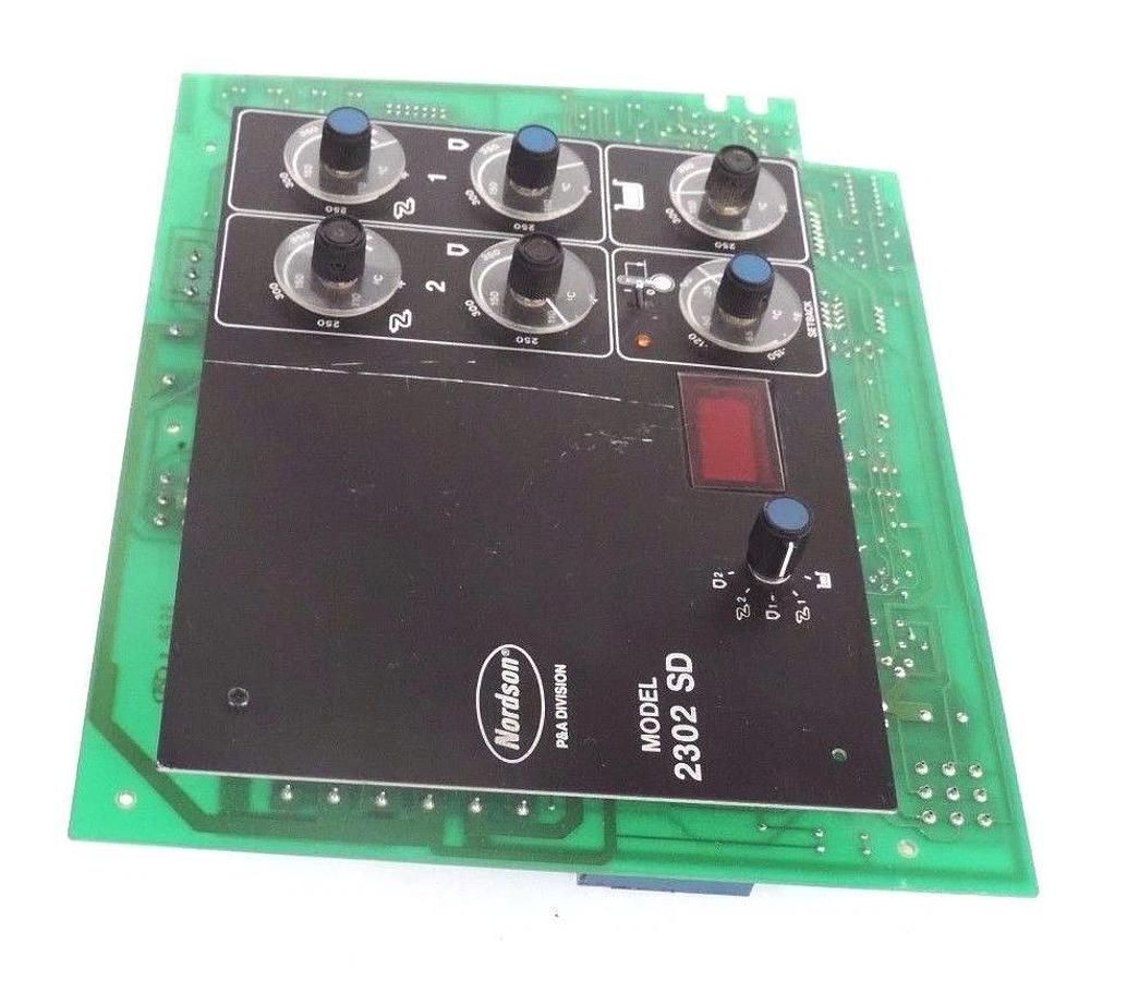 Used NORDSON MODEL 2302 SD DIGITAL READOUT W/ 276883B CONTROL BOARD BA96M04193