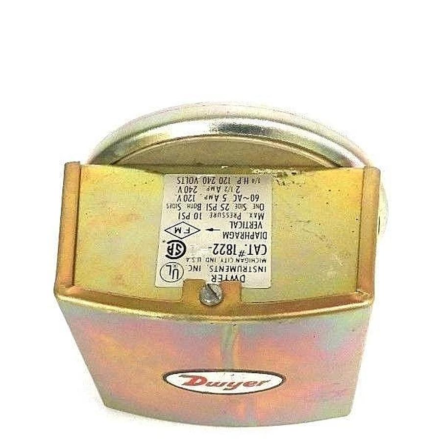 NEW DWYER INSTRUMENTS 1822-1 PRESSURE SWITCH 18221