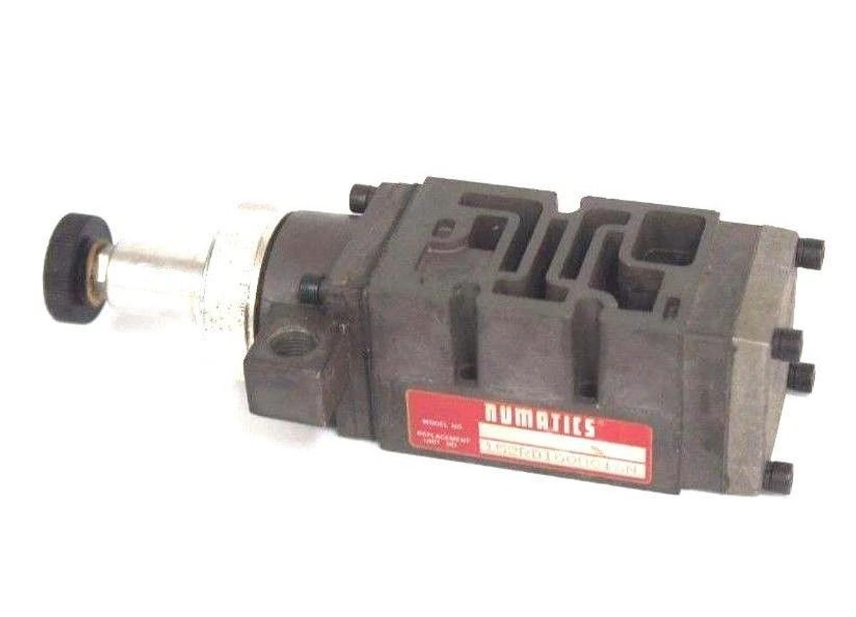 Used NUMATICS 152RD100O016N PRESSURE REGULATOR VALVE