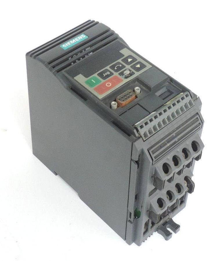 Used SIEMENS 6SE9212-8CA40 MICROMASTER DRIVE .75HP 230V 3PH 6SE92128CA40