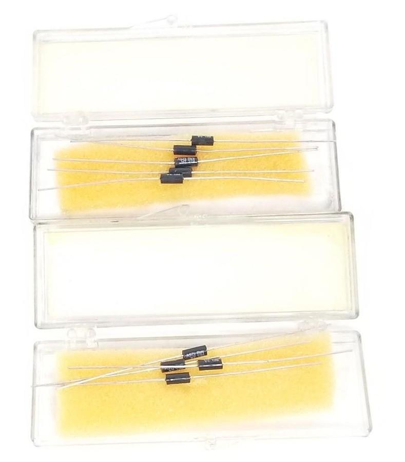 Used LOT OF 9 NEW D&R MF-2A PICO FUSES MF2A