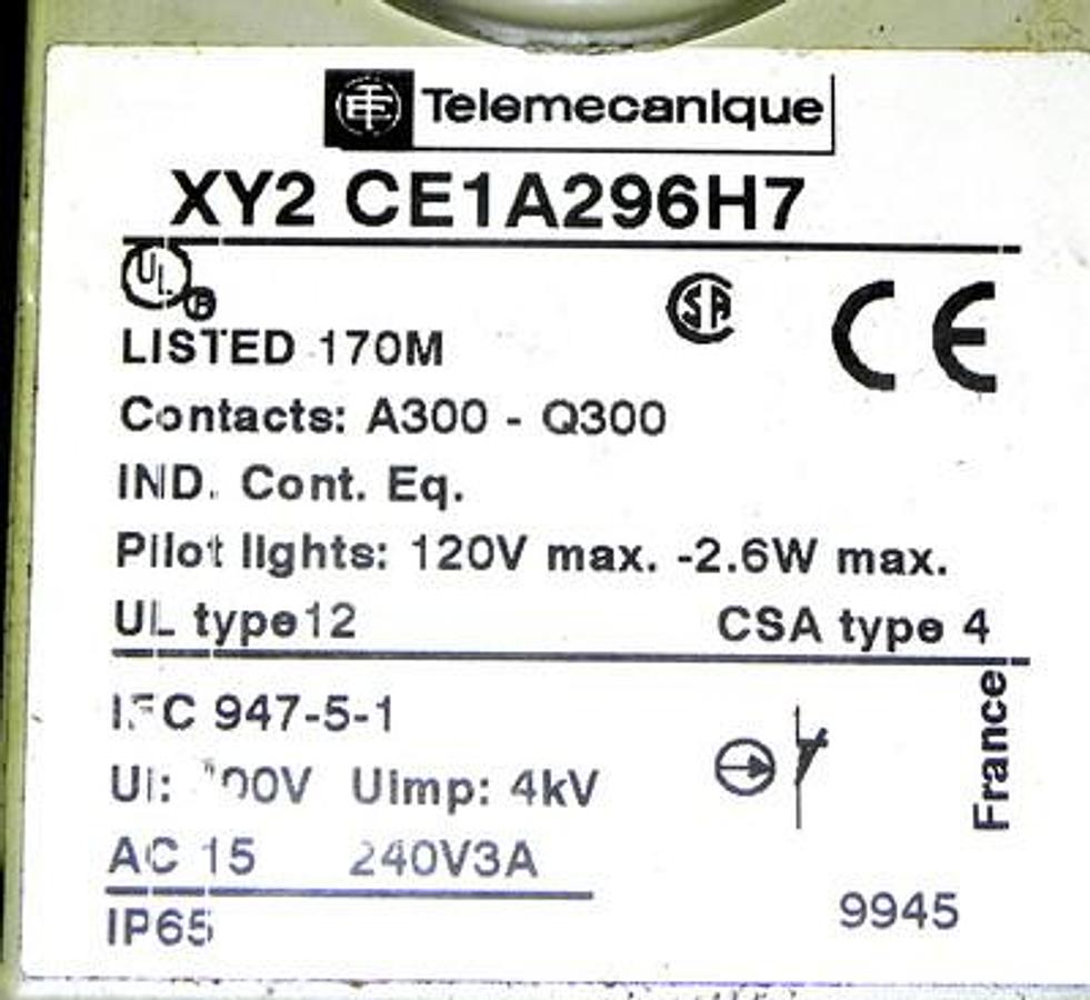 Used TELEMECANIQUE XY2 CE1A296H7 CABLE PULL SWITCH 300VAC 10A
