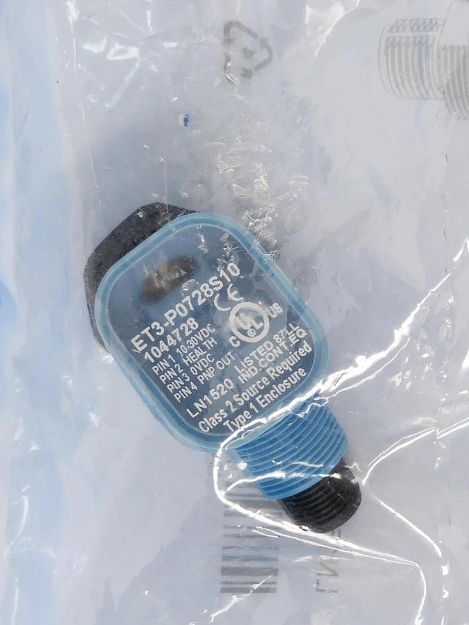 Used NEW SICK ET3-P0728S10 PHOTOELECTRIC SWITCH PNP LO M12 4-PIN HEALTH 1044728