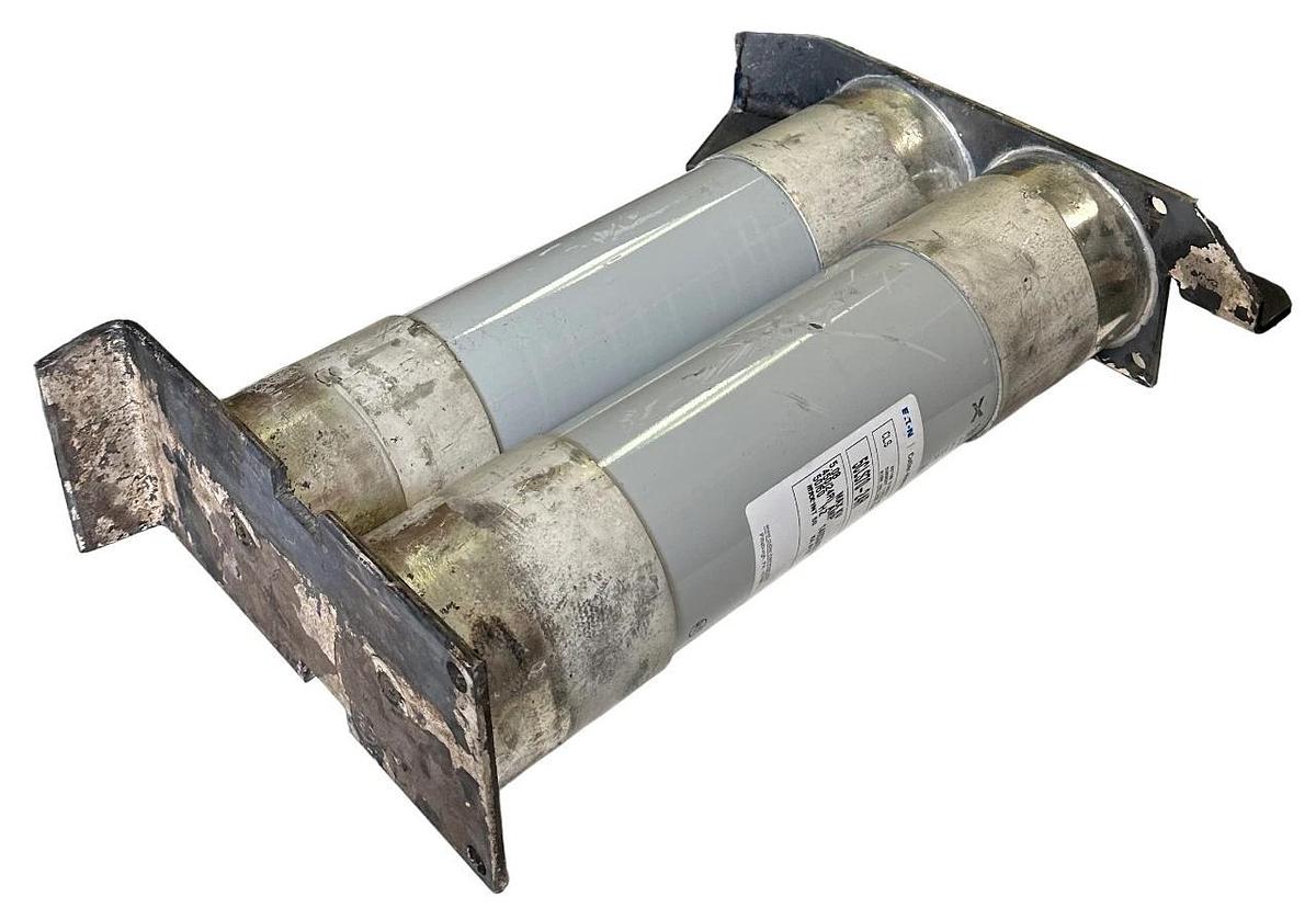 Used EATON CUTLER-HAMMER BUSSMANN 5CLS70-24R 5.08KV 24R CLS70 DOUBLE BARREL FUSE USNP