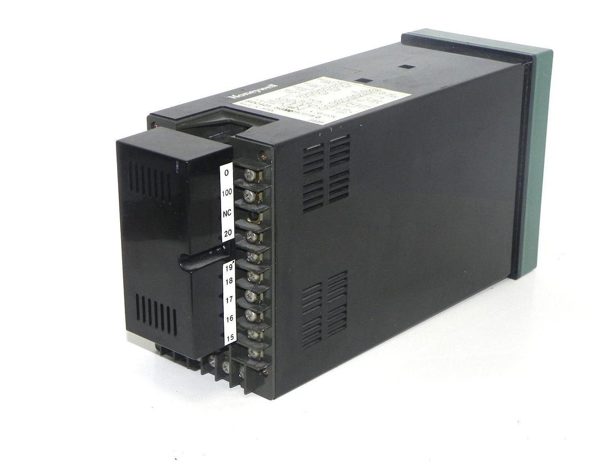 Used HONEYWELL SDC401 PROCESS CONTROL SDC4015GH015201H0