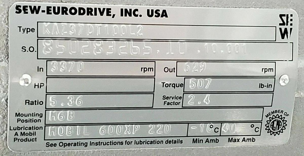 SEW-EURODRIVE DFT100L2 5HP 3370RPM MOTOR W/ KAZ37-DT100L2 GEARBOX KAZ37D5100L2