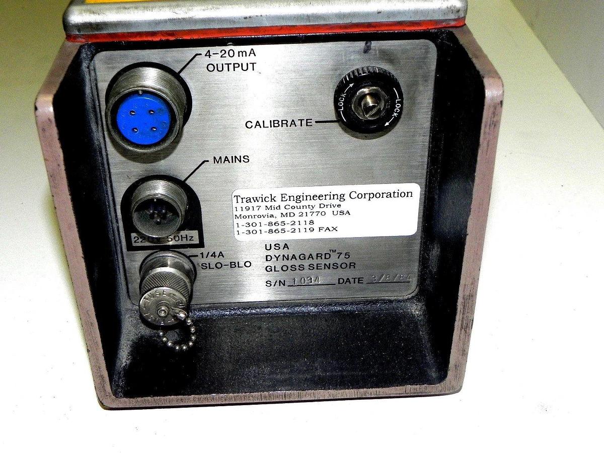 Used DYNAGARD 75 GLOSSMETER GLOSS SENSOR
