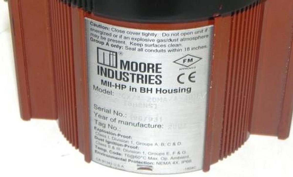 Used MOORE INDUSTRIES SCX/4-20MA/4-20MA/5.5VLP MII-HP IN BH HOUSING