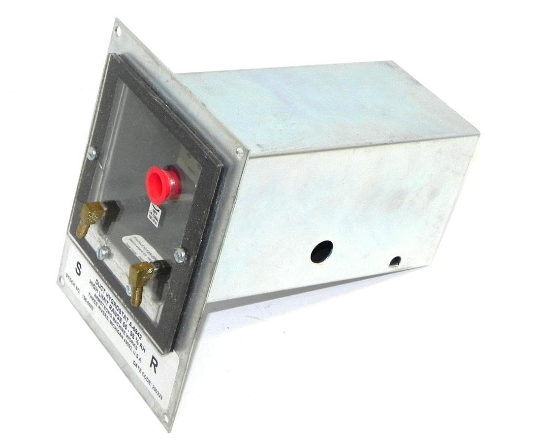 Used ARMSTRONG A-6942 DUCT HYGROSTAT A6942