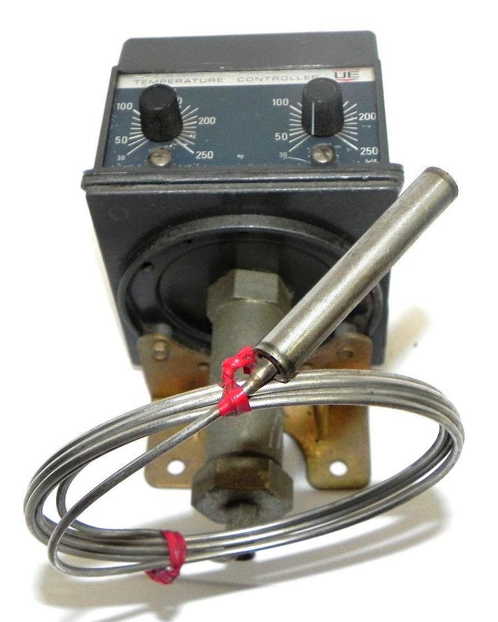 Used UNITED ELECTRIC TYPE E302 STOCK NO. 9143 2BSB TEMPERATURE CONTROLLER 30-250DEG F