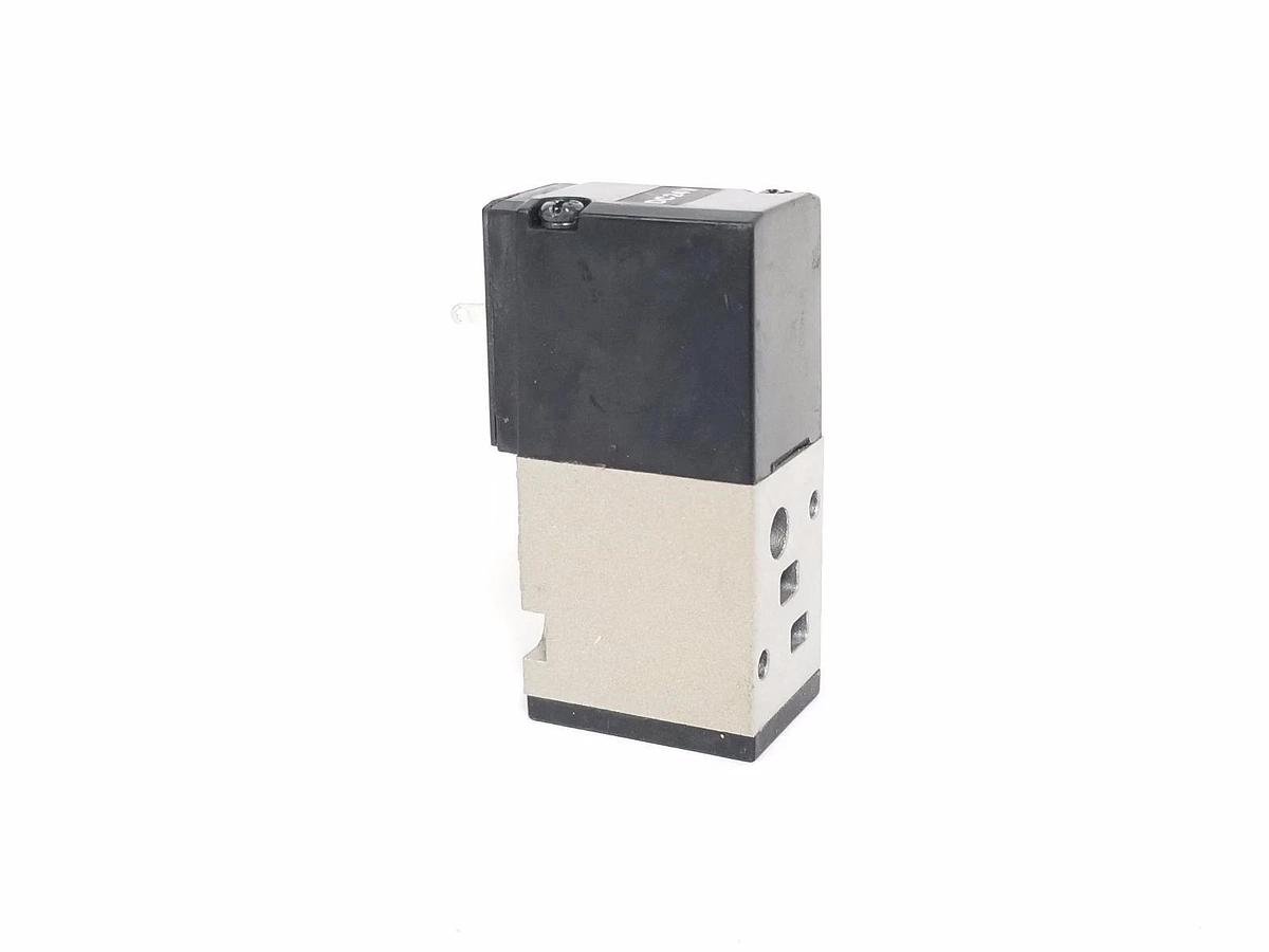 Used CKD 3PB219-C2 SOLENOID VALVE 0-0.7MPA