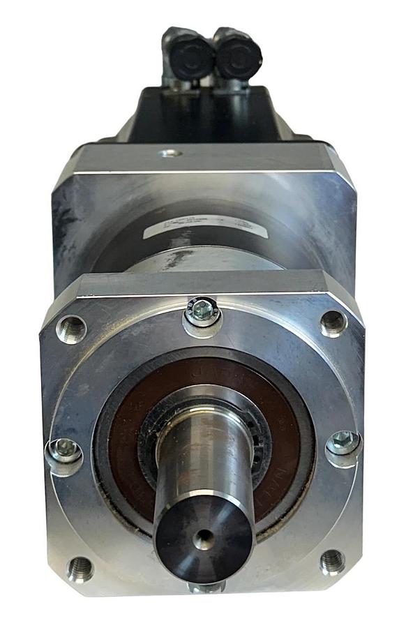 NEW DANAHER AKM63K-GNCNR-00 SERVO MOTOR 4.4kW 16.8Nm W/ PLE 120/115 GEARBOX NSNP