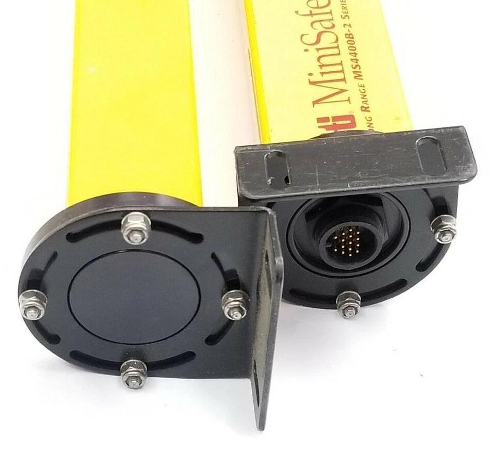 Used SET OF STI MODEL: MS4436B-2 LIGHT CURTAIN SET SYS MS44B-2 36 IN. 914MM 115VAC