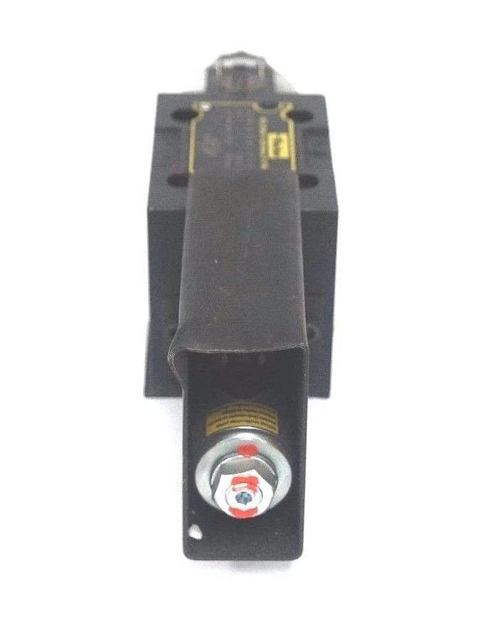 NEW PARKER D3DW 30 B N J P I 5 N 41 VALVE 24V, 1.5A, D3DW30BNJPI5N41