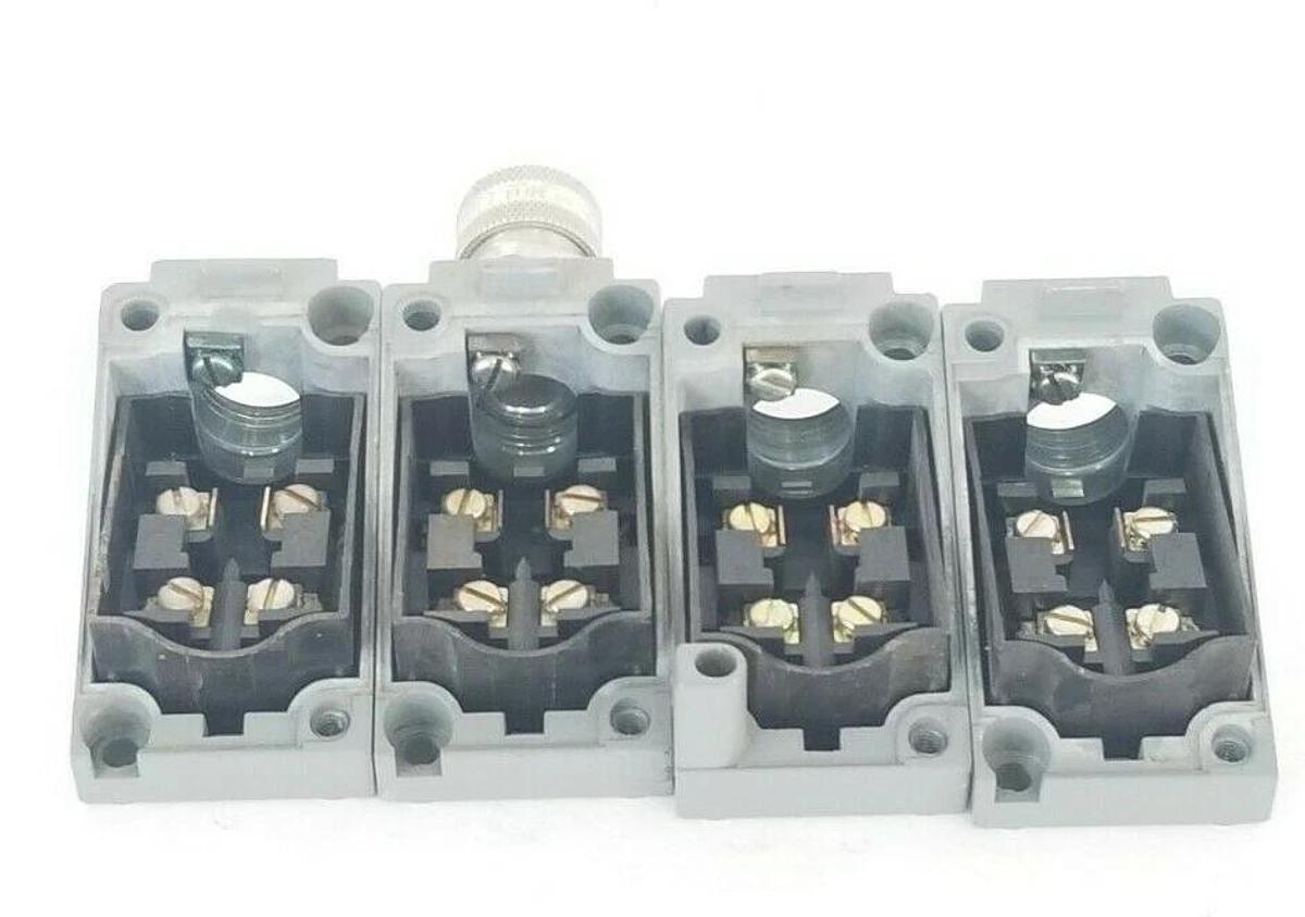 Used LOT OF 4 GENERIC LIMIT SWITCH RECEPTACLES