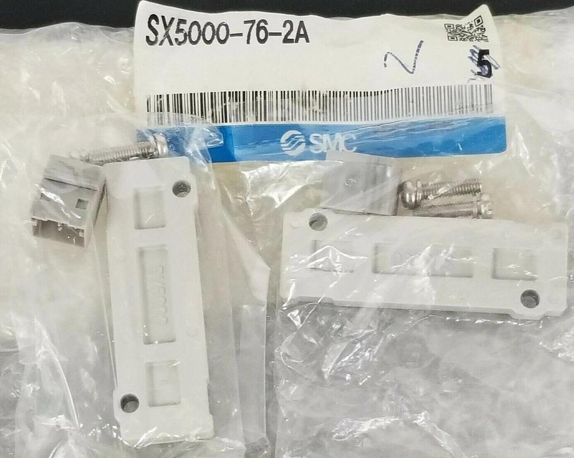 LOT OF 2 NEW SMC SX5000-76-2A BLANKING PLATES SX5000762A