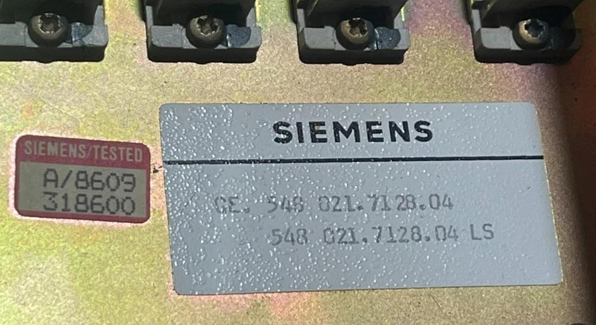 Used SIEMENS SINUMERIK OPERATOR CONSOLE *FOR PARTS* GE. 548 021.7128.04
