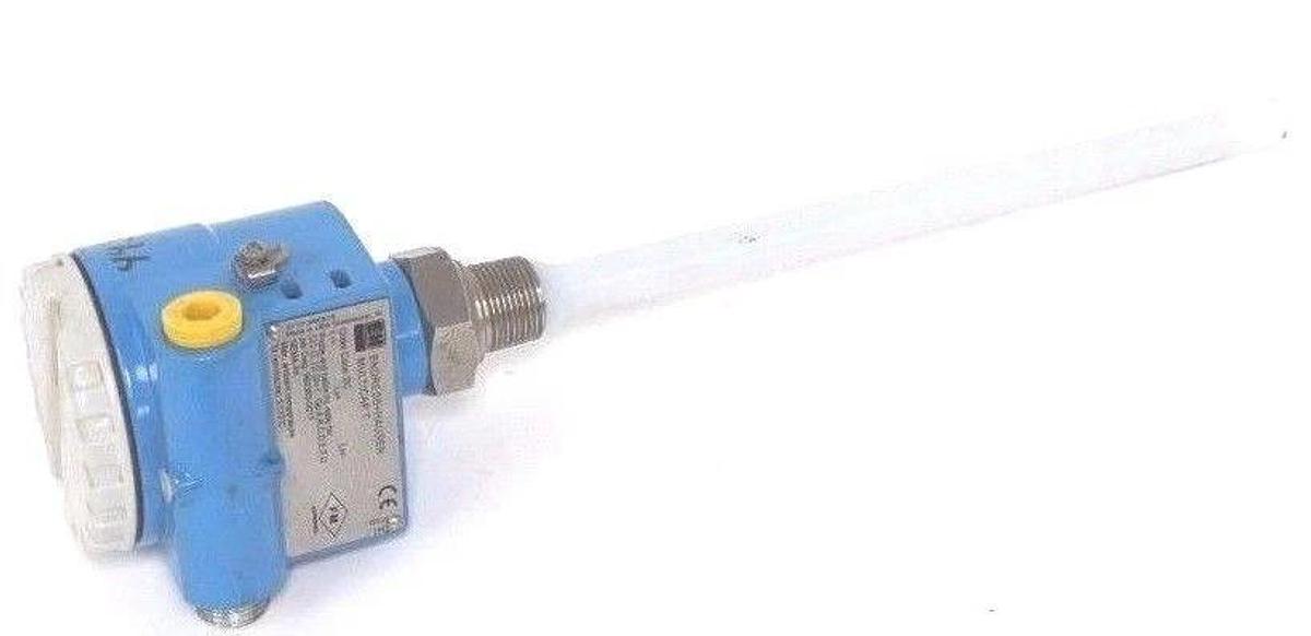 Used ENDRESS + HAUSER DC12TA-K11FC1BK71 MULTICAP T CAPACITY LEVEL PROBE 10"
