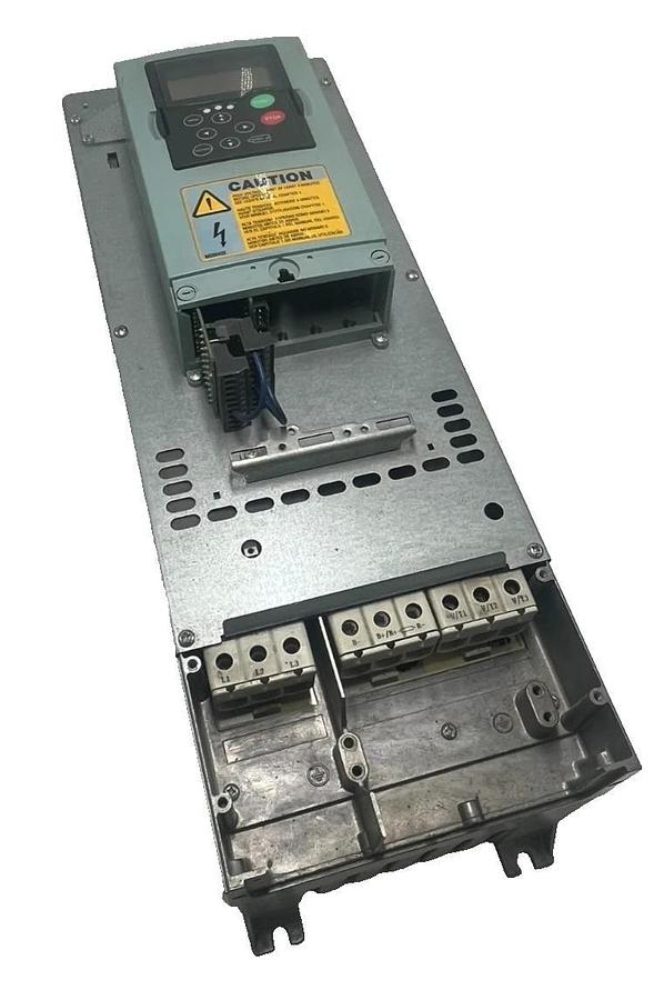 Used EATON SVX003A1-5A4B1 Variable Frequency Drive 3HP 600V 3-Phase SVX9000 VFD