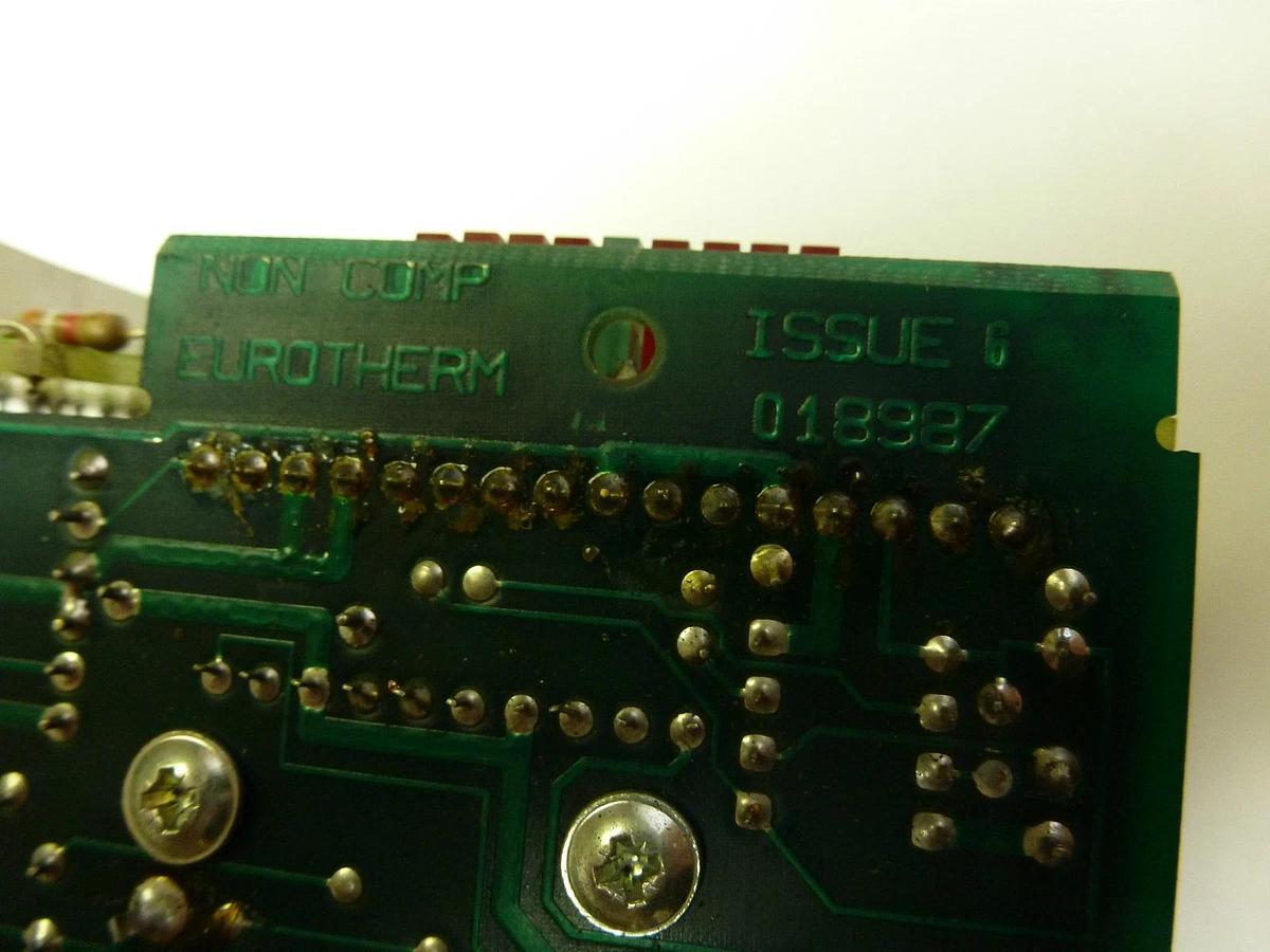 Used EUROTHERM 018987 CONTROLLER BOARD